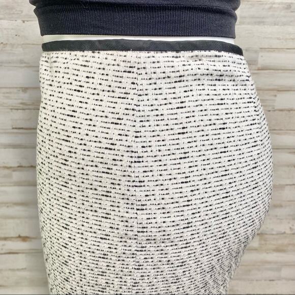 Vera Wang Lavender Label Boucle Tweed Skirt Womens Size 10 Black White Cotton - Picture 5 of 13